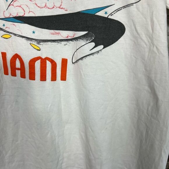 Vintage Looney Tunes Shirt - Picture 6 of 13